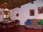 apartment.jpg (69765 byte)
